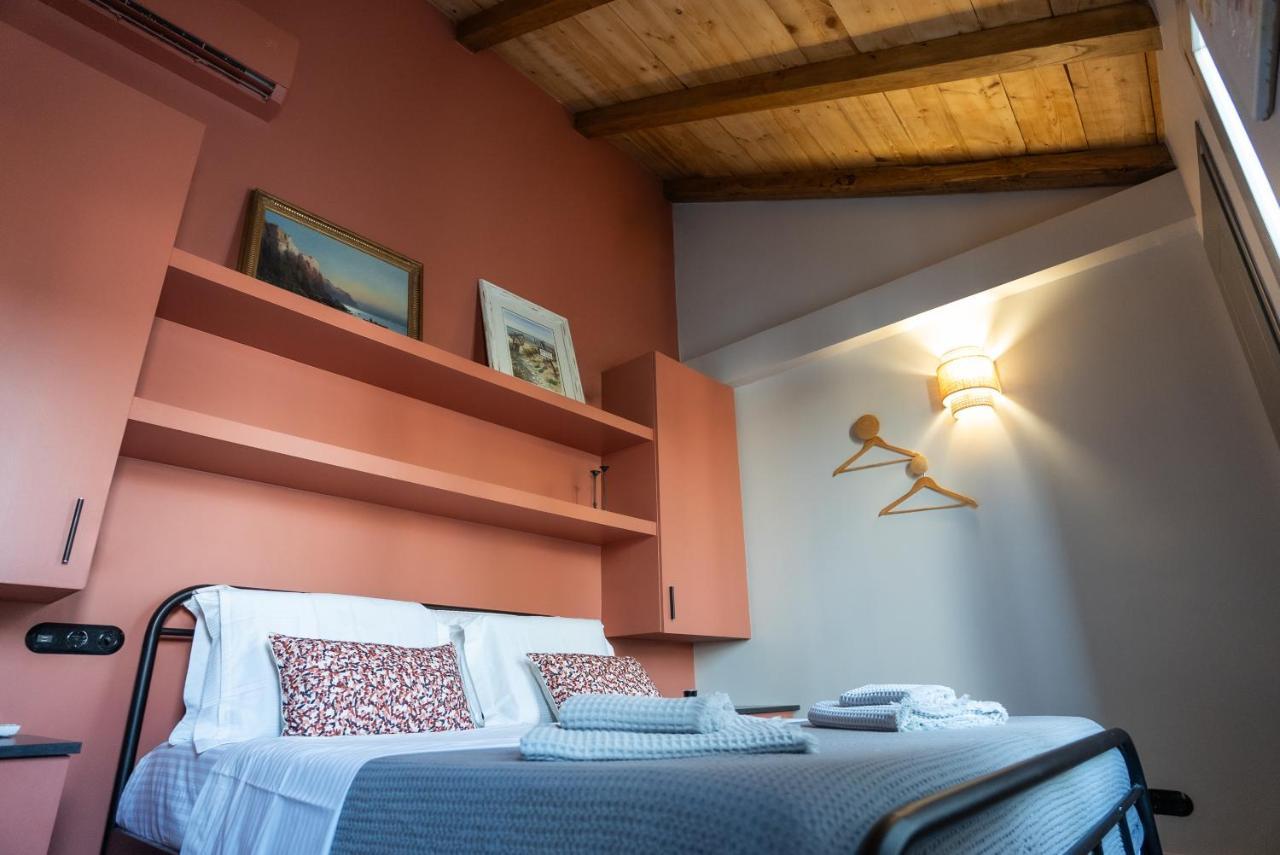 Villa Hermes In Anafiotika Athens ! Exteriör bild